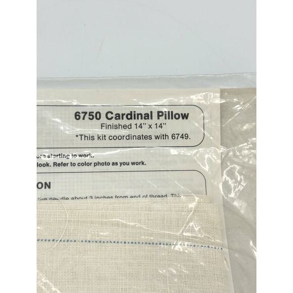 CM Columbia Minerva Erica Wilson Cross Stitch Pillow Kit Cardinal Branch VTG ‘77 - Picture 7 of 8